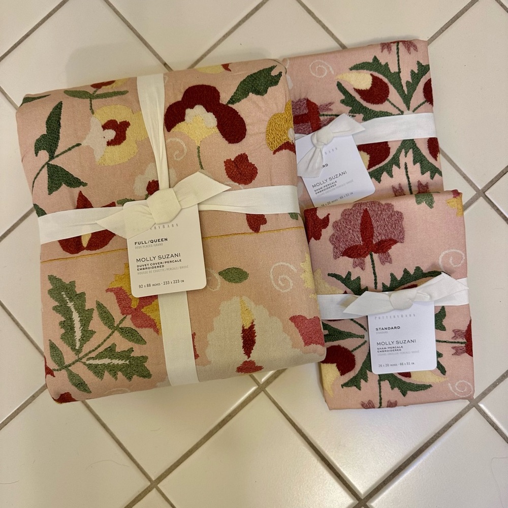 NWT Pottery Barn Molly Suzani blush embroidered F/Q duvet cover & standard shams